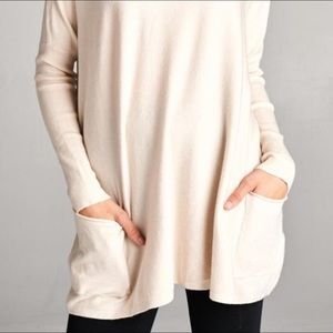 Like New! Oversized Pocket Sweater